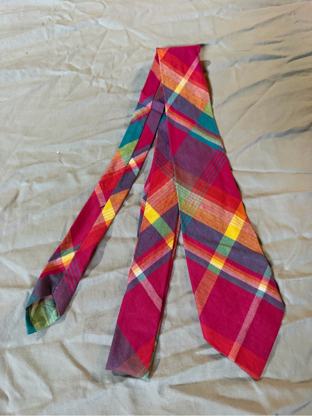 Plaid Skinny Tie in Fuchsia Pink